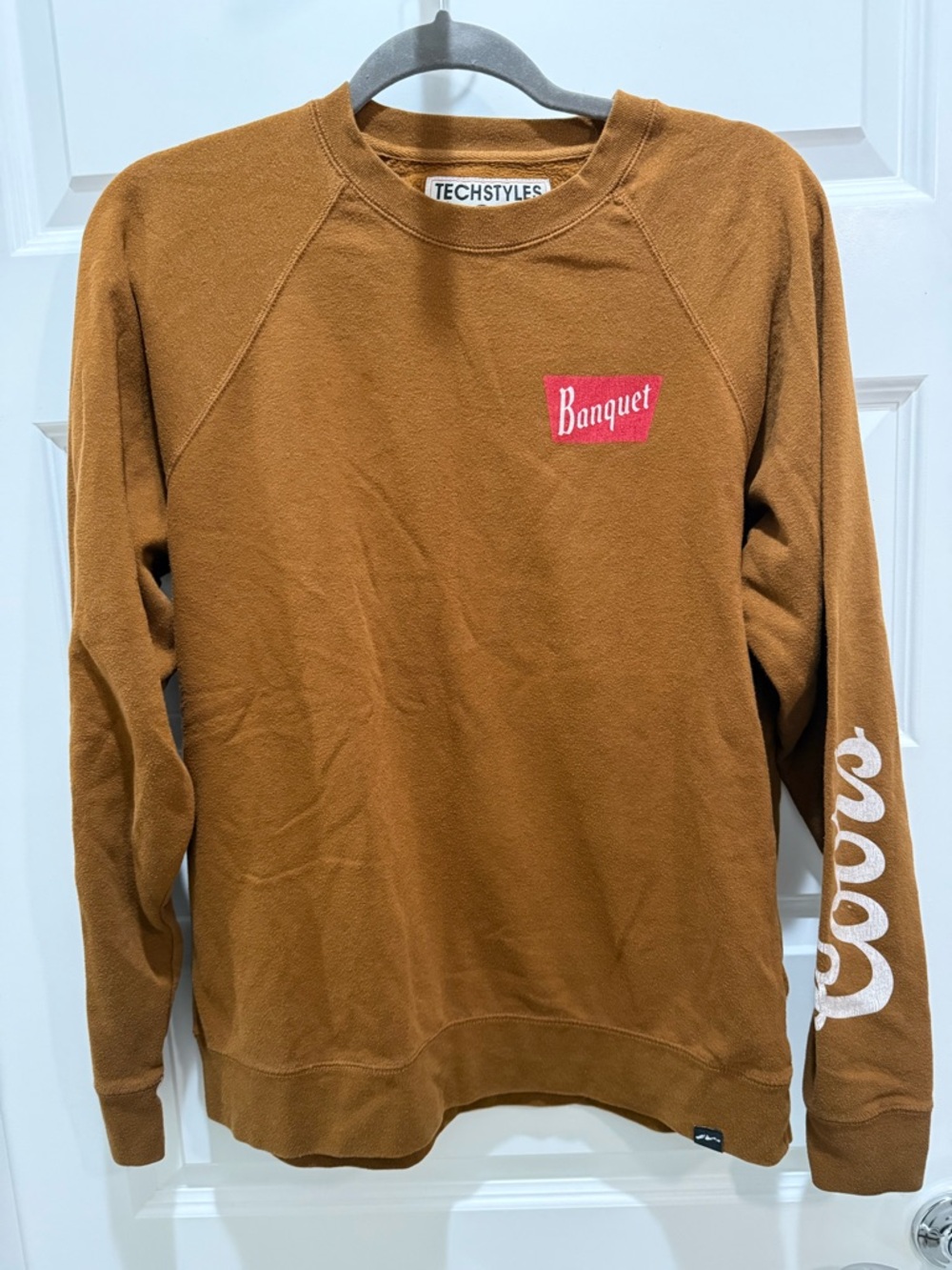 Women’s Coors Banquet Logo Crewneck Sweatshirt